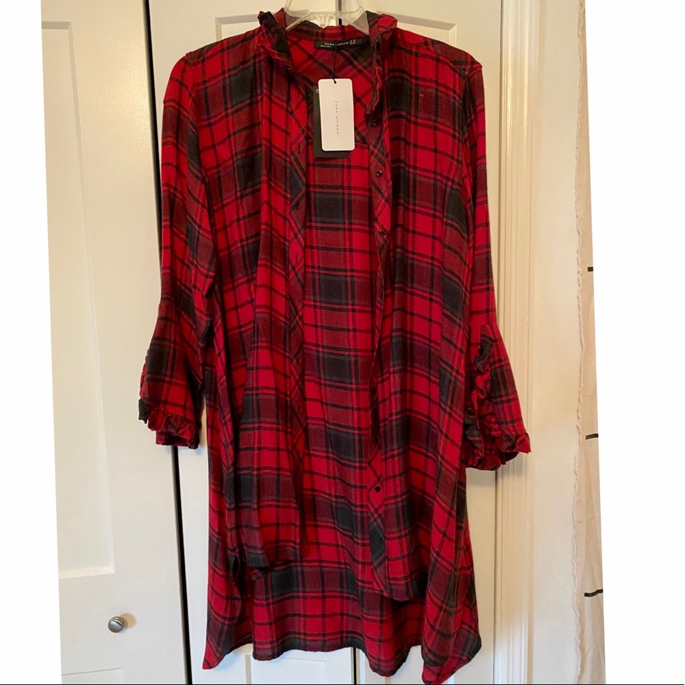 Zara plaid high low button down